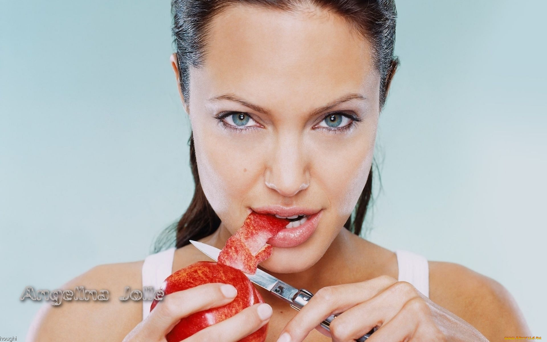 Angelina Jolie, 